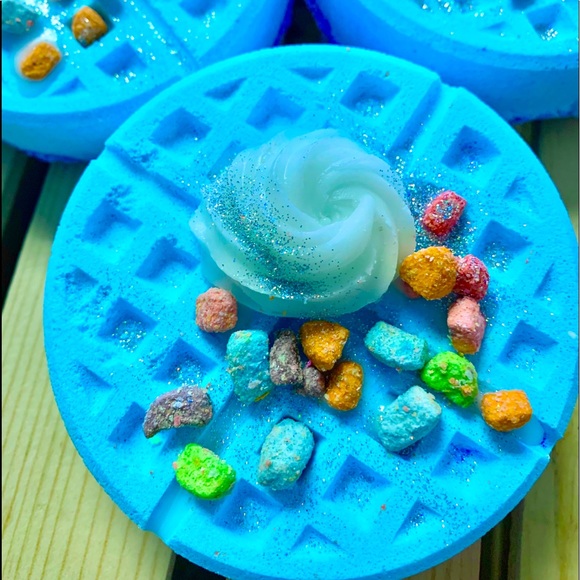 Charmed Bath Bomb - Picture 2 of 2